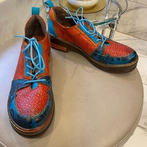 CrazykatZ Leather Lace Up Oxford size 9